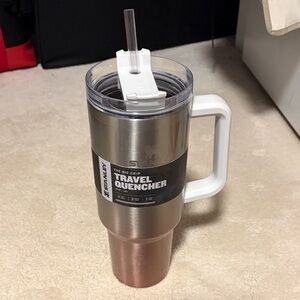 RARE Limited Edition Stanley Big Grip Travel Quencher in Pink Silver Ombré 40oz